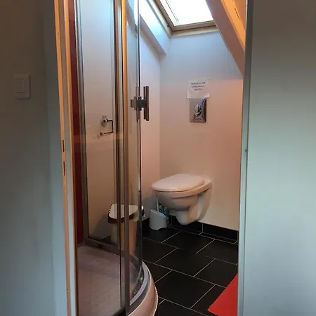 Chambres D'hotes Les Cedres * Le Val-Saint-Père